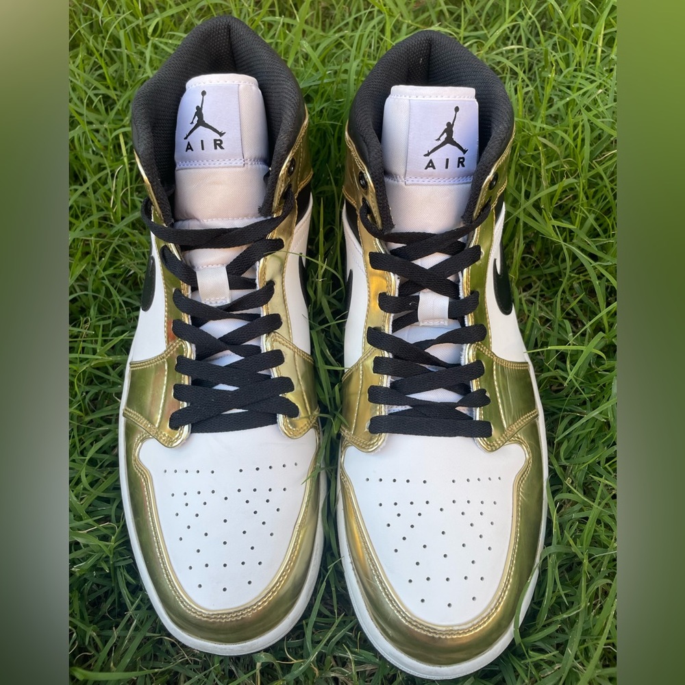 Nike Jordan 1 mid metallic gold - Picture 2 of 5